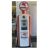 Bennett Model Number 766 Gas Pump Measures 24