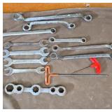 Wrenches, Oil Drain Plug Multi-Wrench