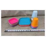 Vtg colorful plastic toy dish set
