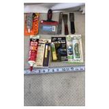 Putty Knives, Girilla Hlue, Knick Seal and more