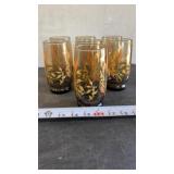 Anchor Hocking tumblers feature a tawny brown