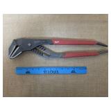 Milwaukee Tools Straight Jaw Pliers with Comfort