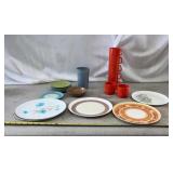Vtg 1960s-70s Plastic Dishes