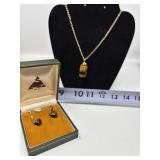 Figi Tiger Eye gemstone necklace With heart-shaped
