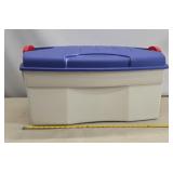 Rubbermaid tote