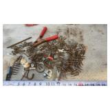Steel Fencing Staples, metal spring, galvanized