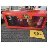 NEW SUPER MARIO COLLECTOR GLASSES