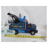 1982 FISHER PRICE POW TOW