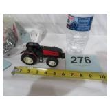 1/32 VALMENT 8400 TRACTOR, TOP MISSING