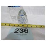 VTG HAND BLOWN PAPER WEIGHT