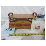 LONGABERGER CHRISTMAS COLLECTION 2002 BASKET