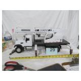 1/18 NEW RAY MACK WHIT MK 500