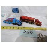 HOT WHEELS TRUCK/TRAILERS