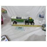 ERTL JOHN DEERE MONSTER TREADS PICKUP