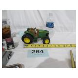 ERTL JOHN DEERE TRACTOR