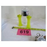 Tupperware Small Mini Hour Glass Salt And Pepper