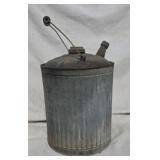 5 Gallon Ribbed Carrot Kerosene Can