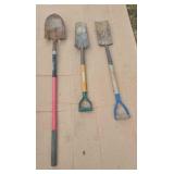 Shovel with Fiberglass Handle Two Tile Spades