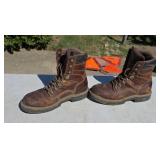 Size 9 and 1/2 Wolverine Men
