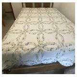 71 x 96 Classic Double Wedding  Ring Quilt
