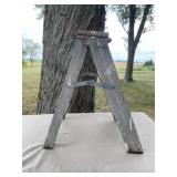 2 Foot Step Stool