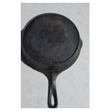 Wagner # 1057 E Cast Iron Skillet
