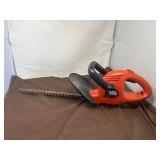 18ï¿½ Black and Decker Hedge Trimmer