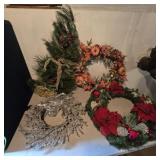 Christmas wreaths & Garland
