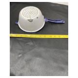White And Blue Enamel Hand Strainer Colander