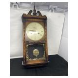 Linden Clock With Key