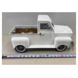 Mainstays White Metal Truck Crate