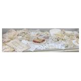 Vtg Linens-Doily, Lace and more