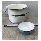 White Enamel chamber pot or small utility bucket