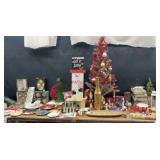 Table full Christmas Decor