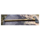 Razor Back Long Handled Axe