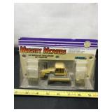 Ertl 1989 Mighty Movers Caterpillar 65 Tractor