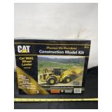 New in Box CAT 980 G Wheel Loader Model Kit
