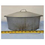 Cast Aluminum Oval Roaster and Dutch Oven
