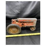 Tru Scale Farm Tractor, Wheels Wobbly