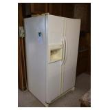 KENMORE SIDE BY SIDE REFRIGERATOR (WORKS)