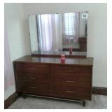 6 Drawer Low Boy Dresser BASSETT Furniture WITH