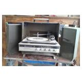 Wards/Airline Solid State FM/AM Radio Stereophonic