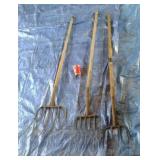 PITCH & HAY FORKS