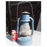 NO.8 DIETZ BARN LANTERN