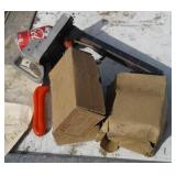 STAPLER & STAPLES