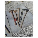 AXES:LEVEL