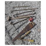 CROW BARS:SLEDGEHAMMER