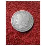 1900-O MORGAN SILVER DOLLAR