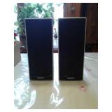 2 Small Sony Spezkers