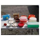 TOTE FULL TUPPERWARE & MORE